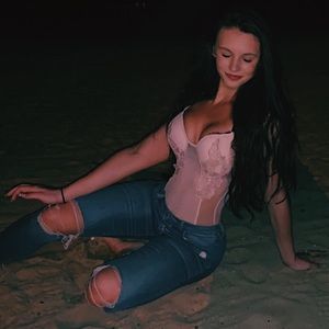 Meet your Posher, Lacey